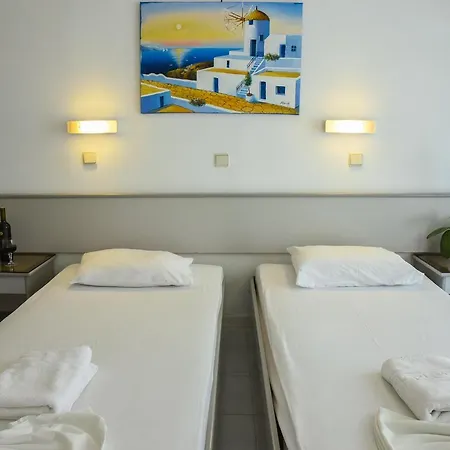 Lagonas Aparthotel 2*