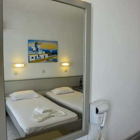 Lagonas Aparthotel 2*