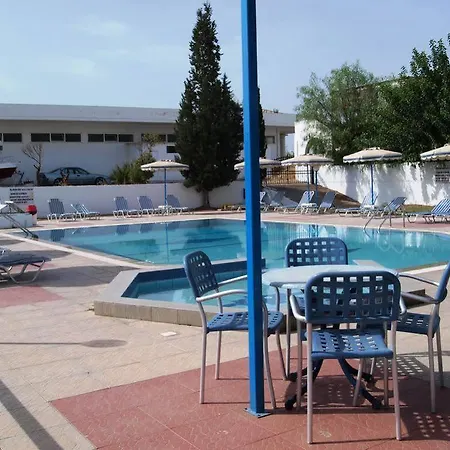 Aparthotel Lagonas