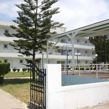 Aparthotel Lagonas 2*